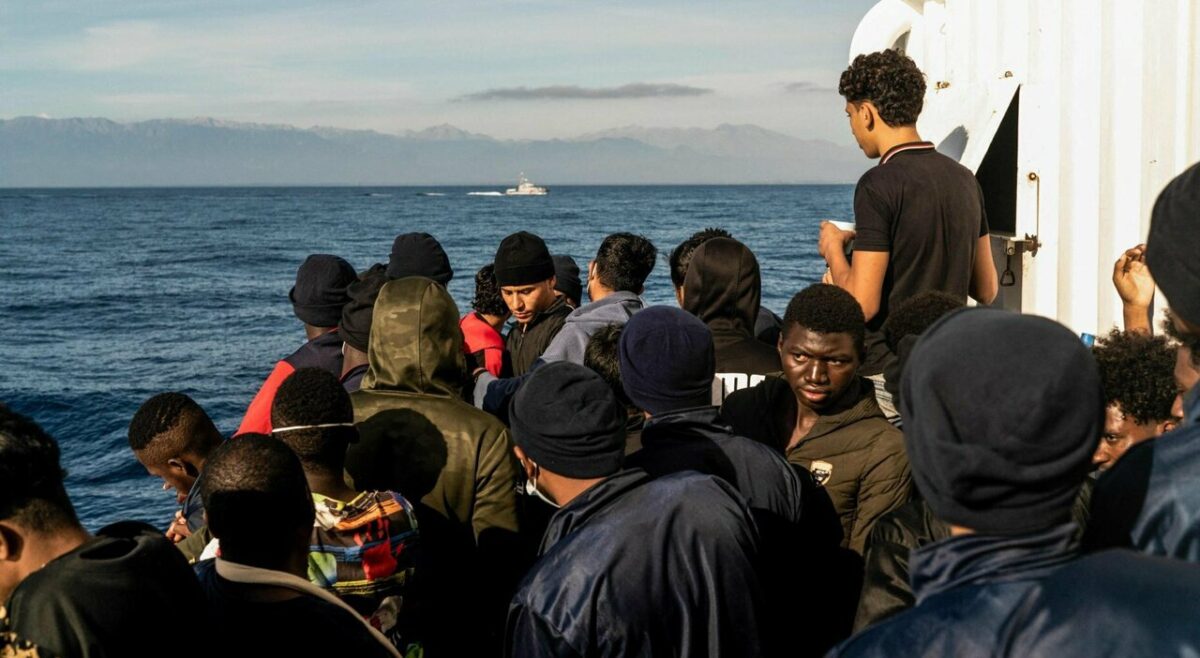 Migranti: multe altissime per chi viola la legge