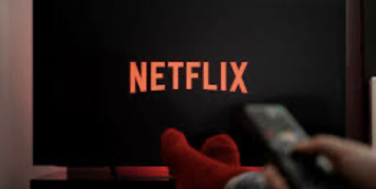 Nel 2023 Netflix cambierà la modalità di condivisione degli account?