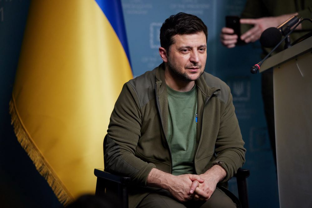 Zelensky alla Casa Bianca: l’America fornirà nuove armi