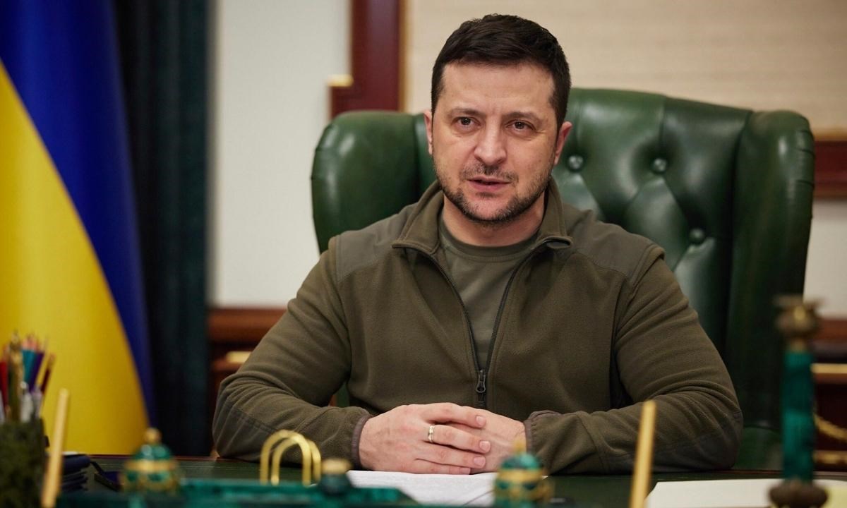 2022_2022_zelensky_poltrona_ucraina